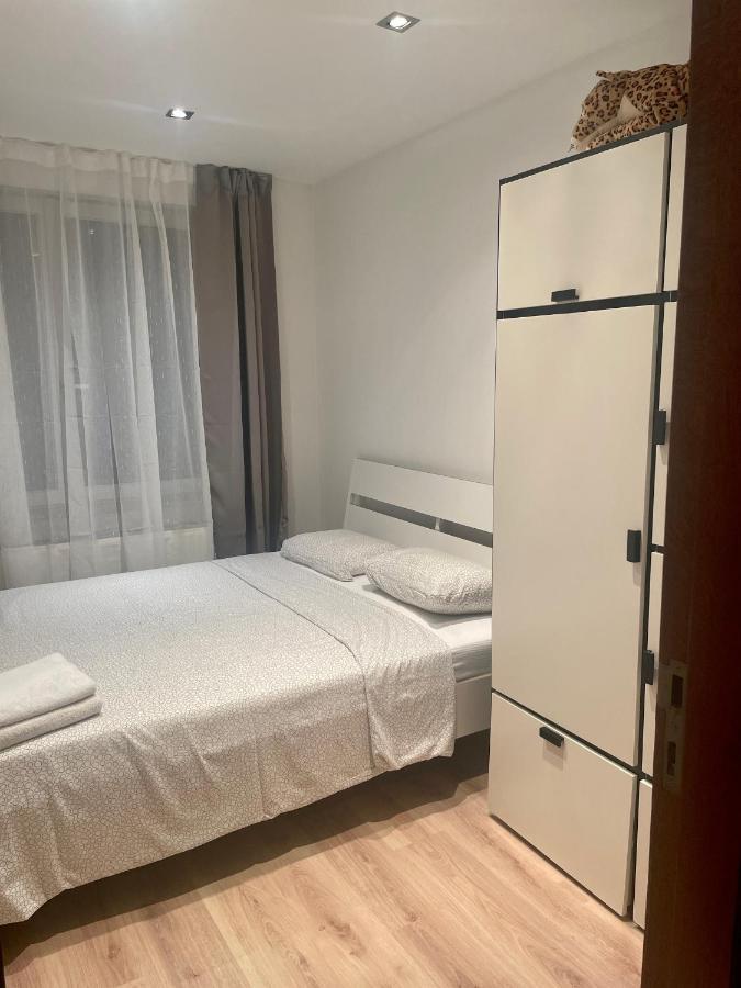 Lovely 2 Bedrooms Apartment Bryssel Exteriör bild