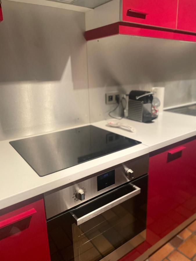 Lovely 2 Bedrooms Apartment Bryssel Exteriör bild
