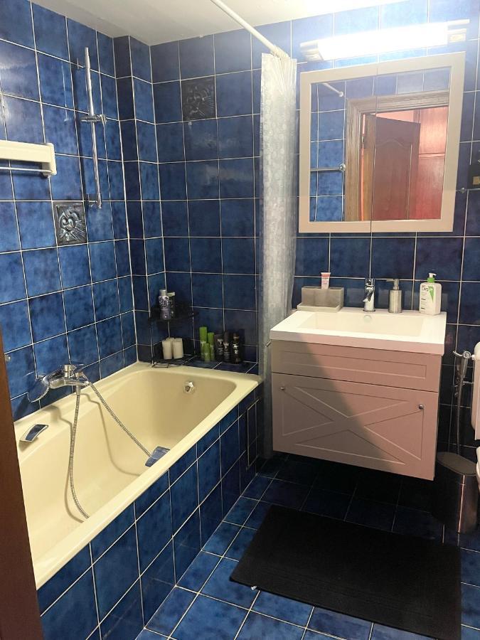 Lovely 2 Bedrooms Apartment Bryssel Exteriör bild